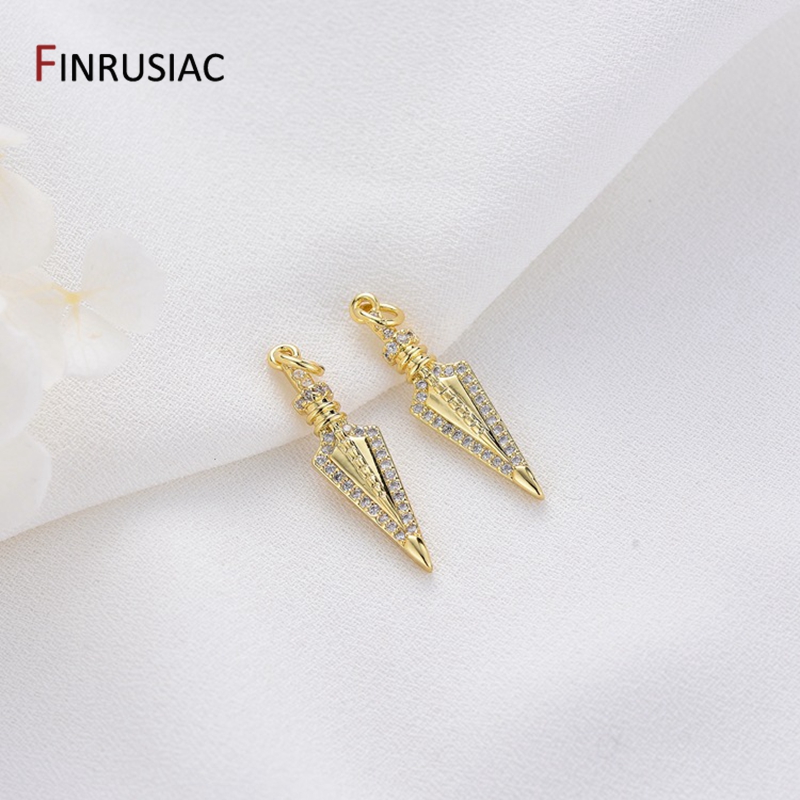 14K Gold Plated Brass Cross/Lo - Jewelry Making London recension och pris